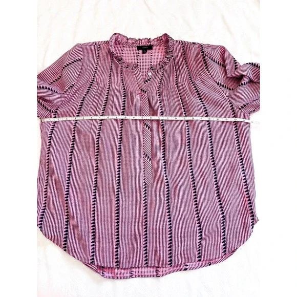 J.‎ Crew Half Button Geometric Pink Blouse Size L - Picture 8 of 10